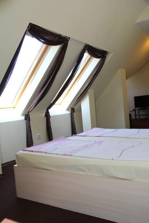 Hotel - Restaurant Chairite Sofia Buitenkant foto